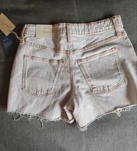 Universal Thread women's size 2/26 jean shorts